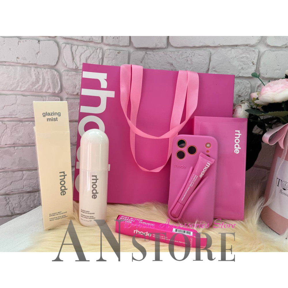 Подарунковий набір RHODE SHORTCAKE Pink з чохлом , блиском ,спрей та фірмовий пакет